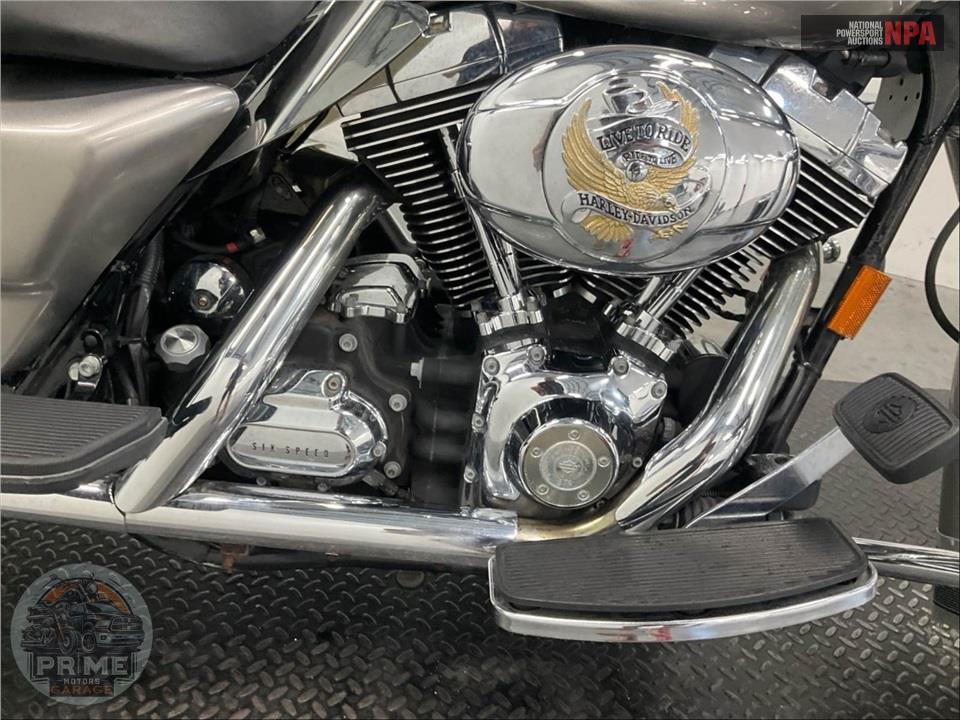 2007 Harley-Davidson FLHRC ROAD KING CLASSIC — фото 6