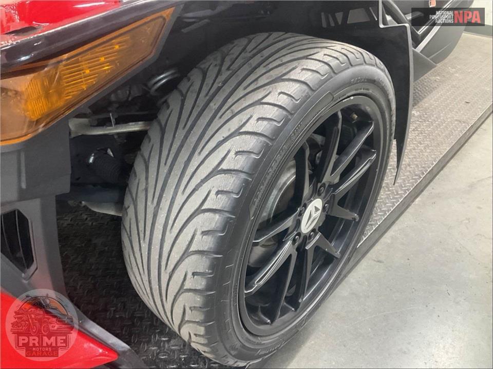 2021 Polaris SLINGSHOT SL AUTODRIVE — фото 24