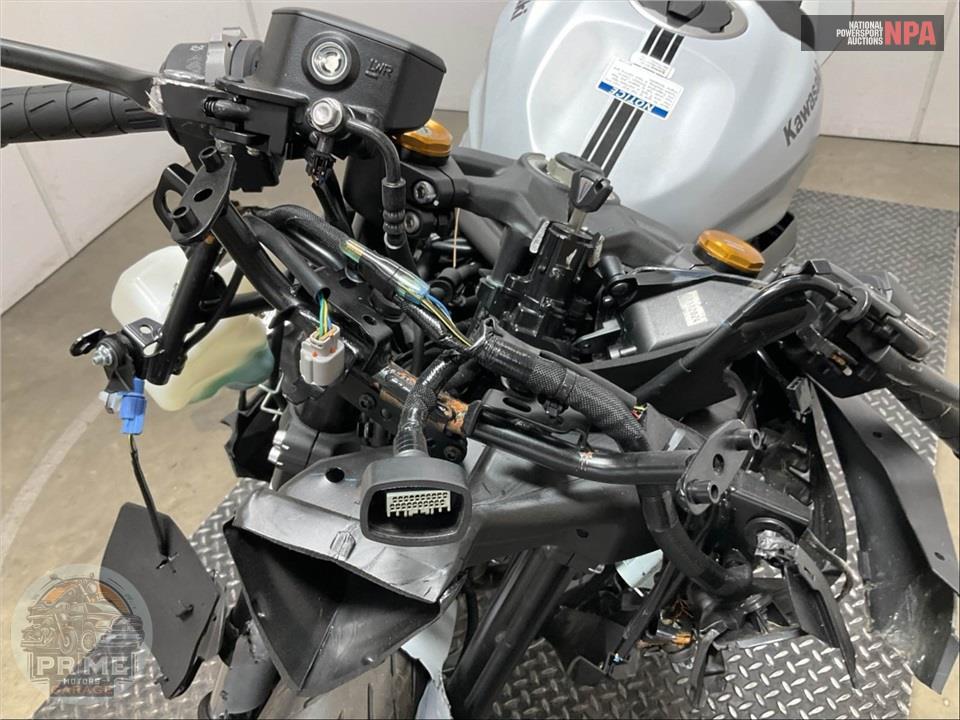 2025 Kawasaki ZX400PSFNL NINJA ZX-4R (ABS) — фото 5