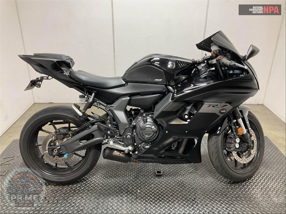 2025 Yamaha YZF-R7 — фото 1