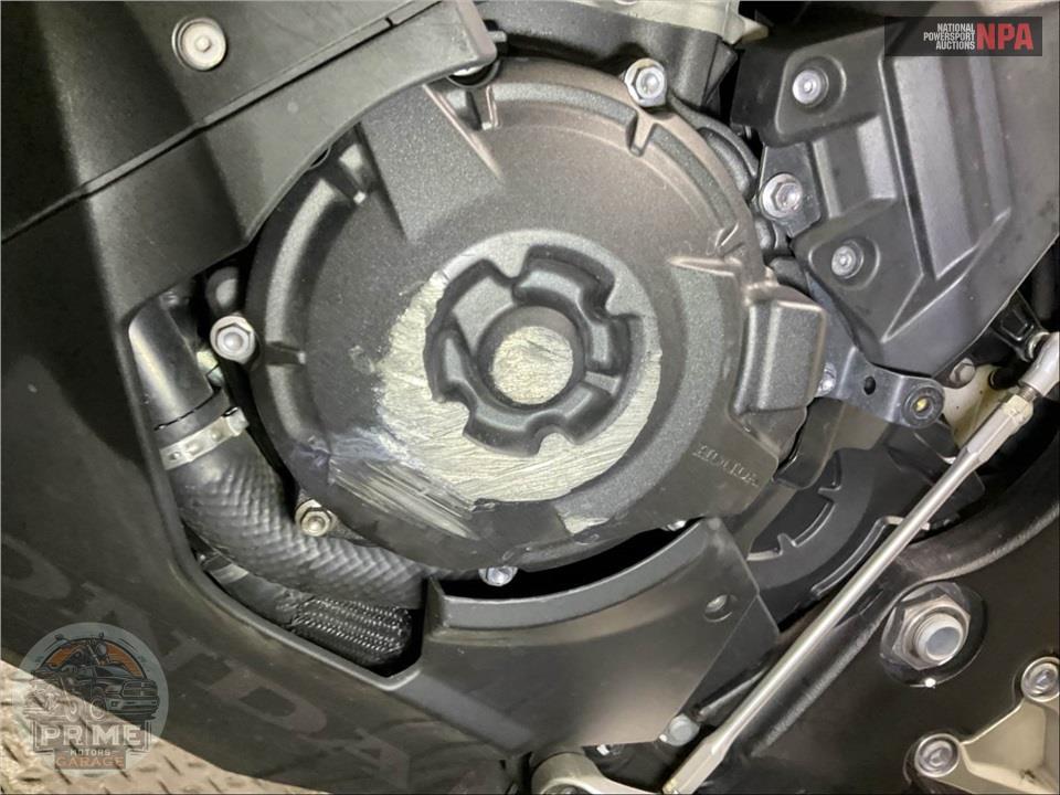 2021 Honda CBR1000RR — фото 11