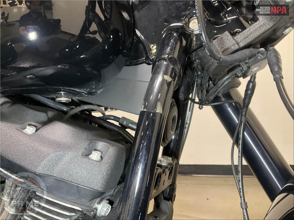 2023 Harley-Davidson FXLRS LOW RIDER S — фото 10
