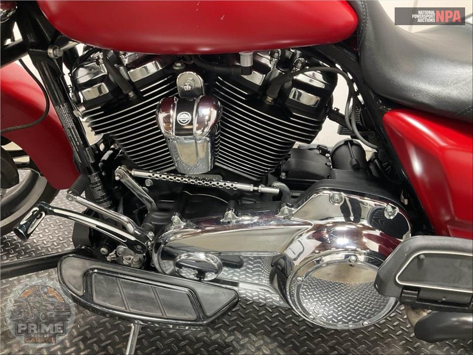 2018 Harley-Davidson FLHX STREET GLIDE — фото 7