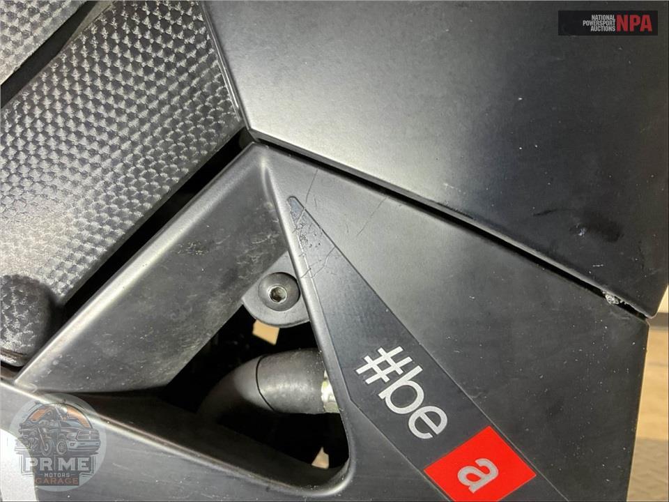 2020 Aprilia RSV4 RR — фото 14