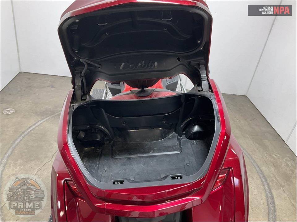 2018 Honda GL1800D GOLDWING TOUR DCT (RED) — фото 23