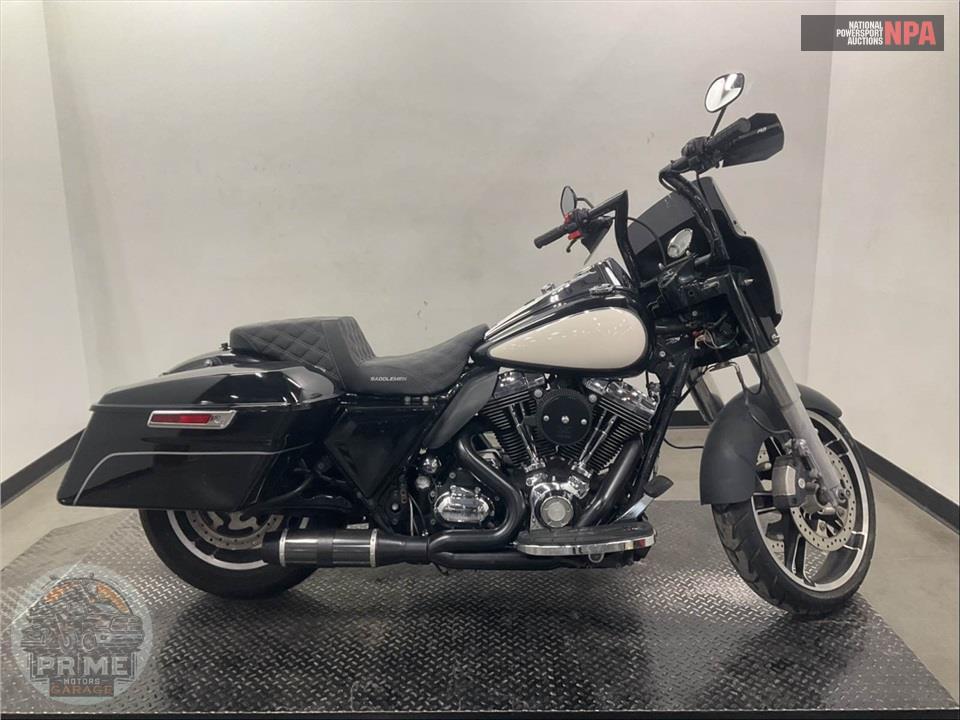 2011 Harley-Davidson FLHP POLICE ROAD KING — фото 1