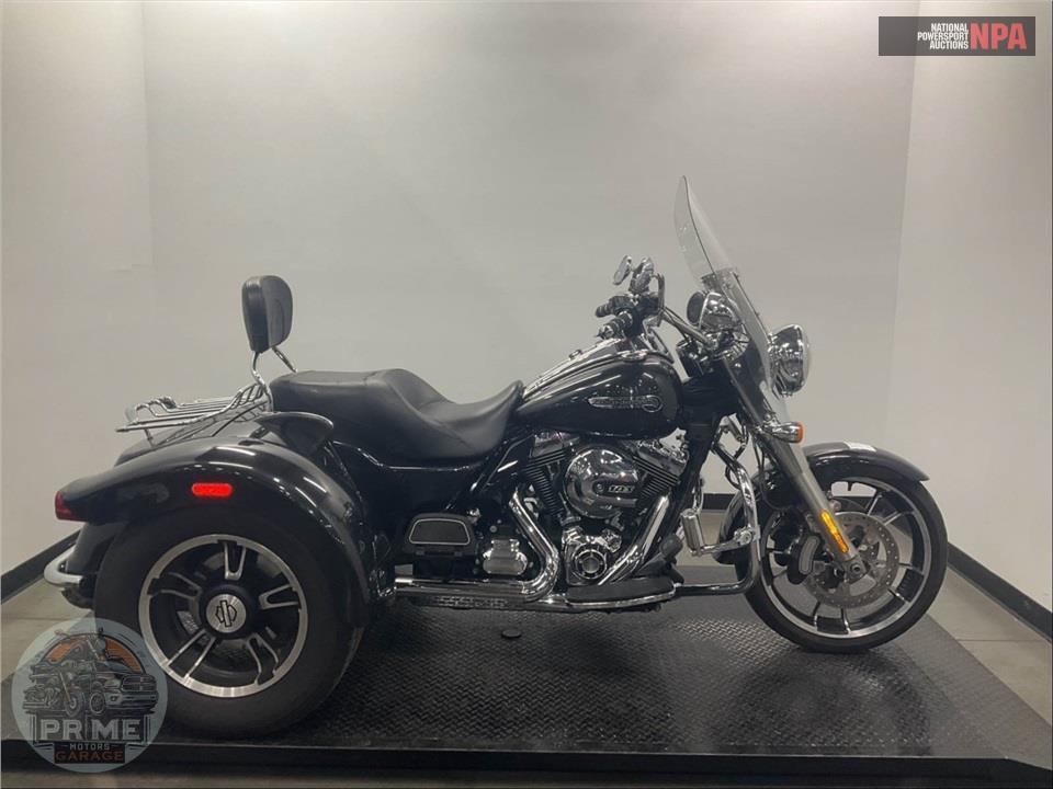 2016 HARLEY-DAVIDSON FLRT FREEWHEELER