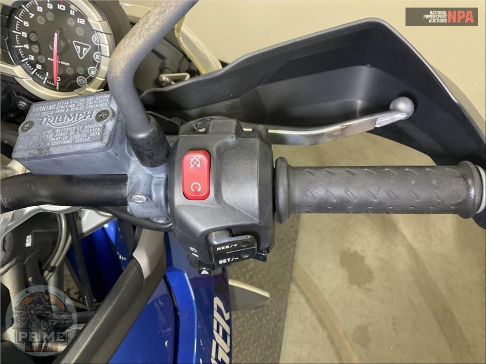 2017 Triumph TIGER 800 XRX (BLUE) — фото 21