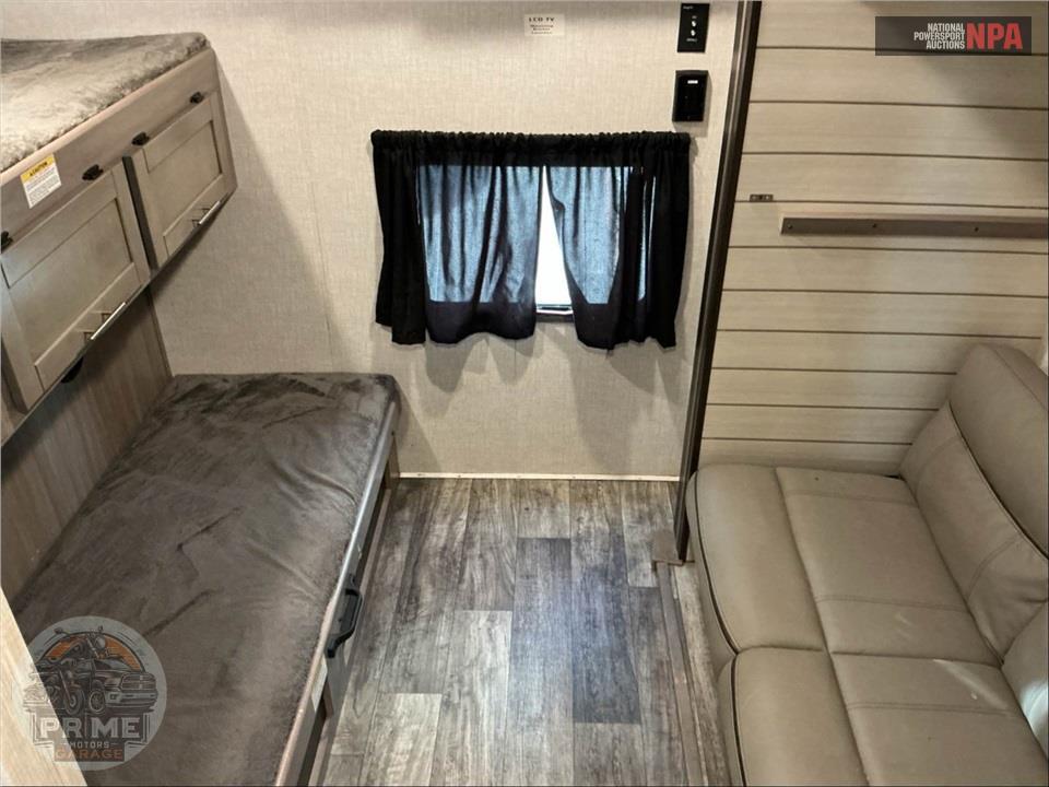 2021 Crossroads Rv M-331 BH SUNSET TRAIL SUPER LITE SERIES — фото 14