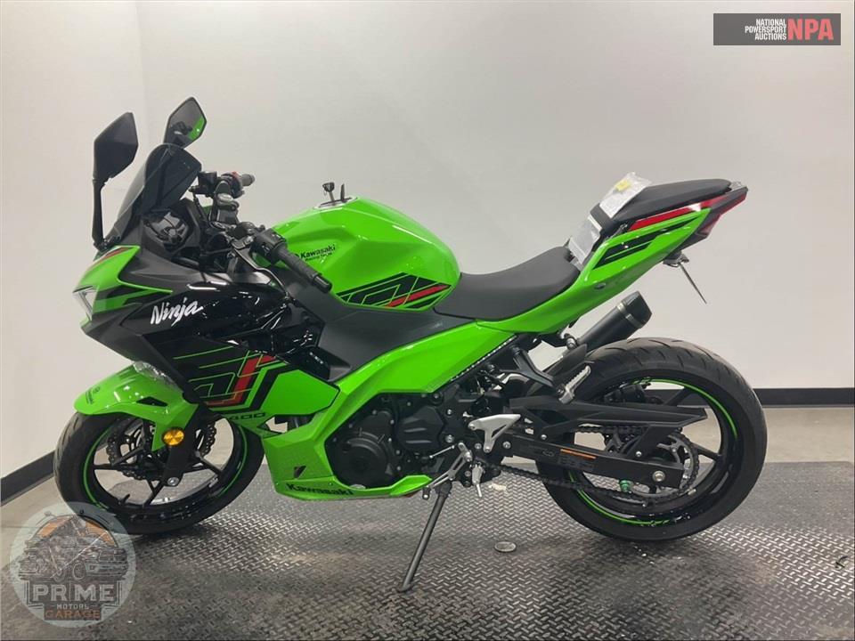 2023 Kawasaki EX400HPFAN NINJA 400  KRT EDITION — фото 3