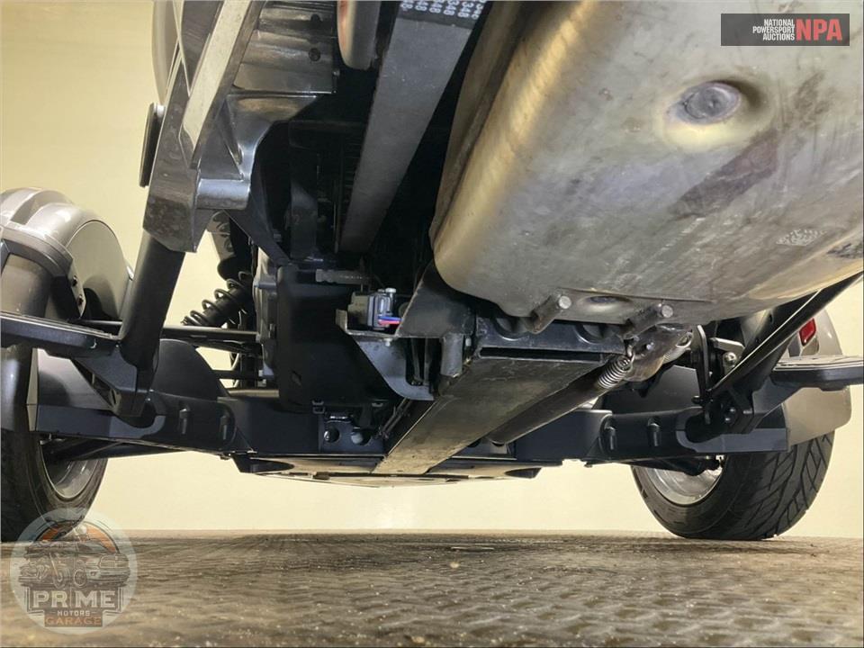 2017 Can-Am SPYDER F3 SE6 LIMITED — фото 12