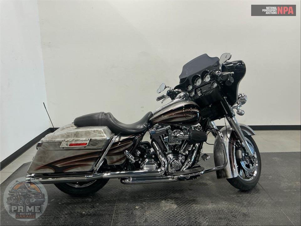 2013 Harley-Davidson FLHX STREET GLIDE — фото 1