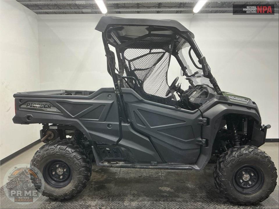 2021 Honda SXS1000M3P PIONEER — фото 1