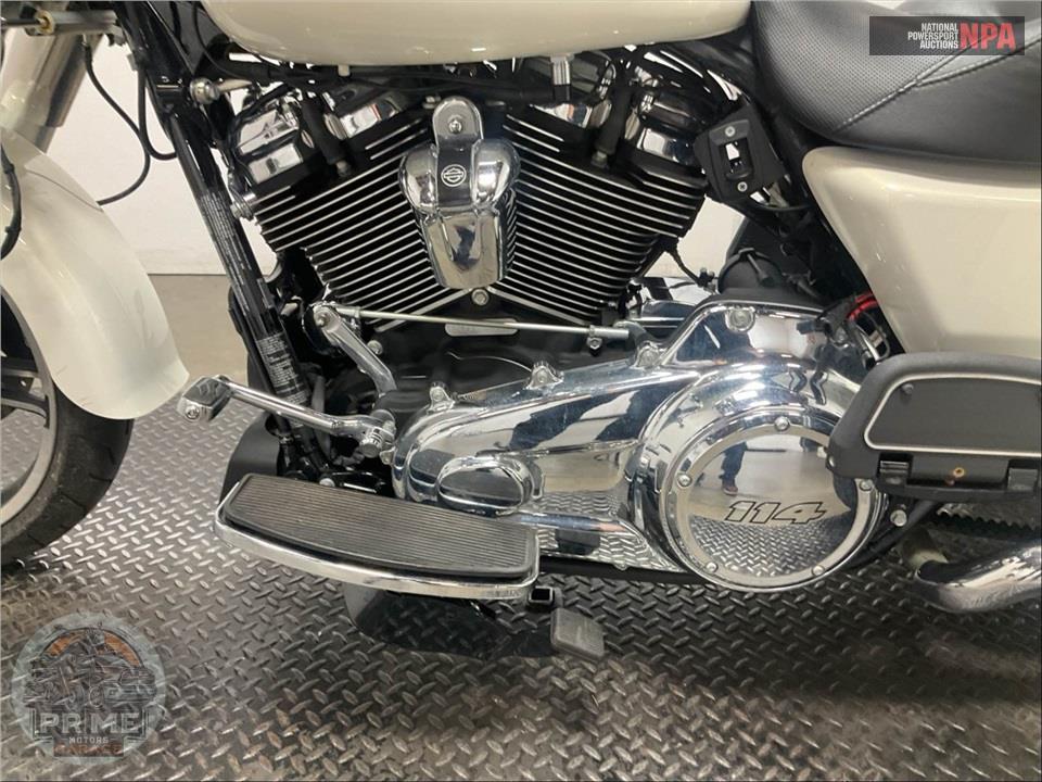 2019 Harley-Davidson FLRT FREEWHEELER — фото 7