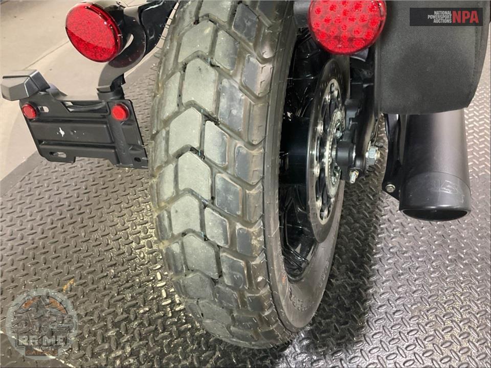 2025 Indian Motorcycle SCOUT BOBBER — фото 21