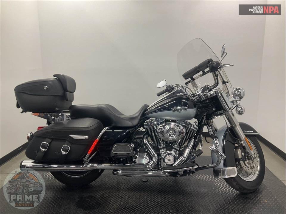 2012 HARLEY-DAVIDSON FLHRC ROAD KING CLSC