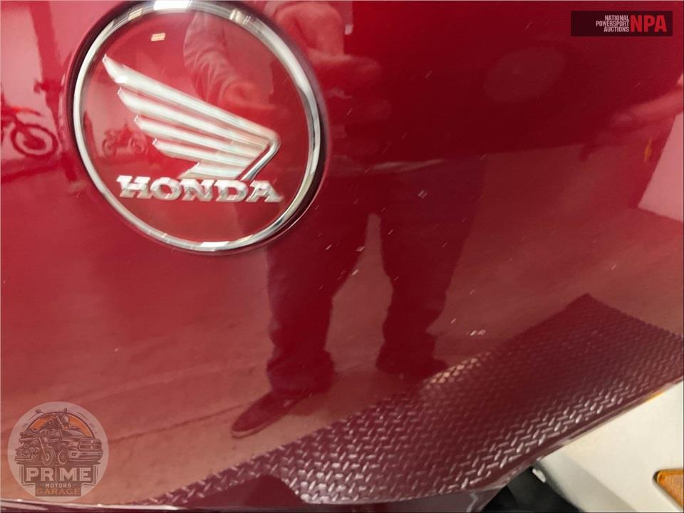 2023 Honda GL1800D GOLDWING TOUR DCT — фото 16