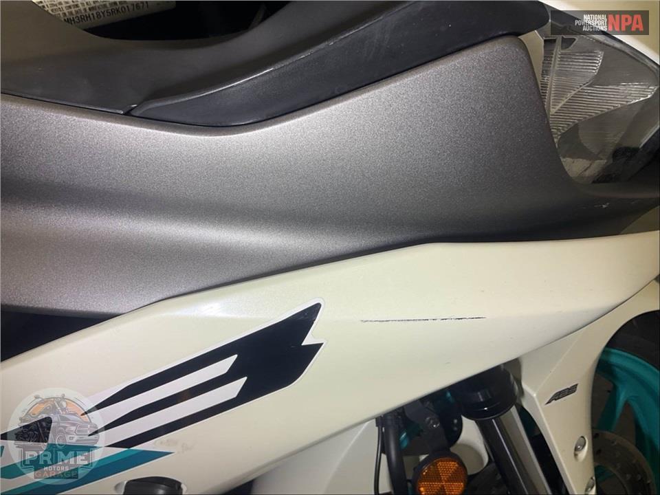 2024 Yamaha YZF-R3 — фото 14