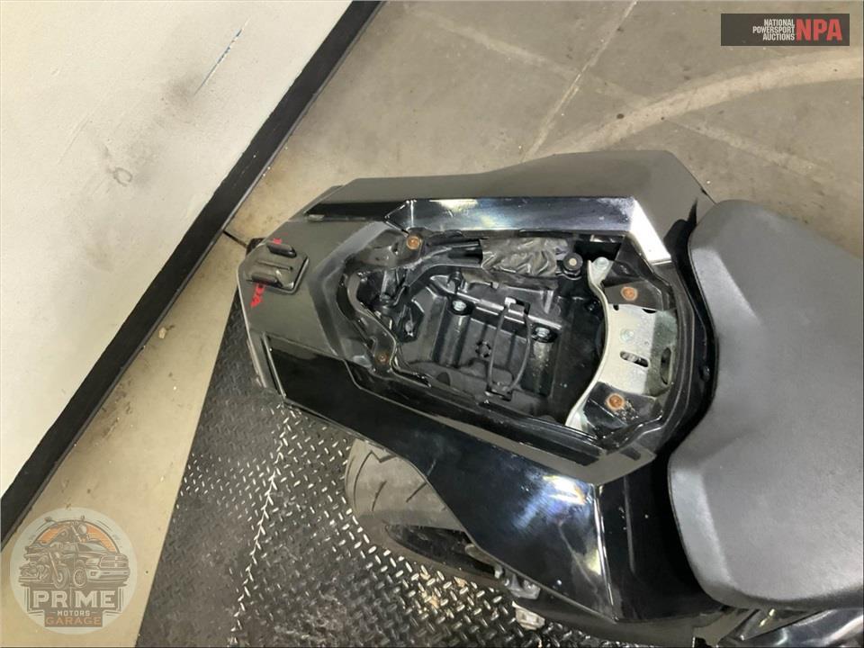 2022 Honda CBR1000RR — фото 15