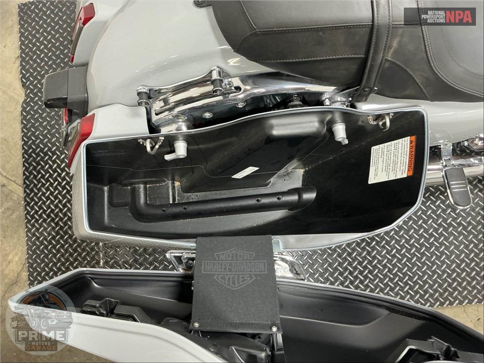 2025 Harley-Davidson FLTRX ROAD GLIDE — фото 16