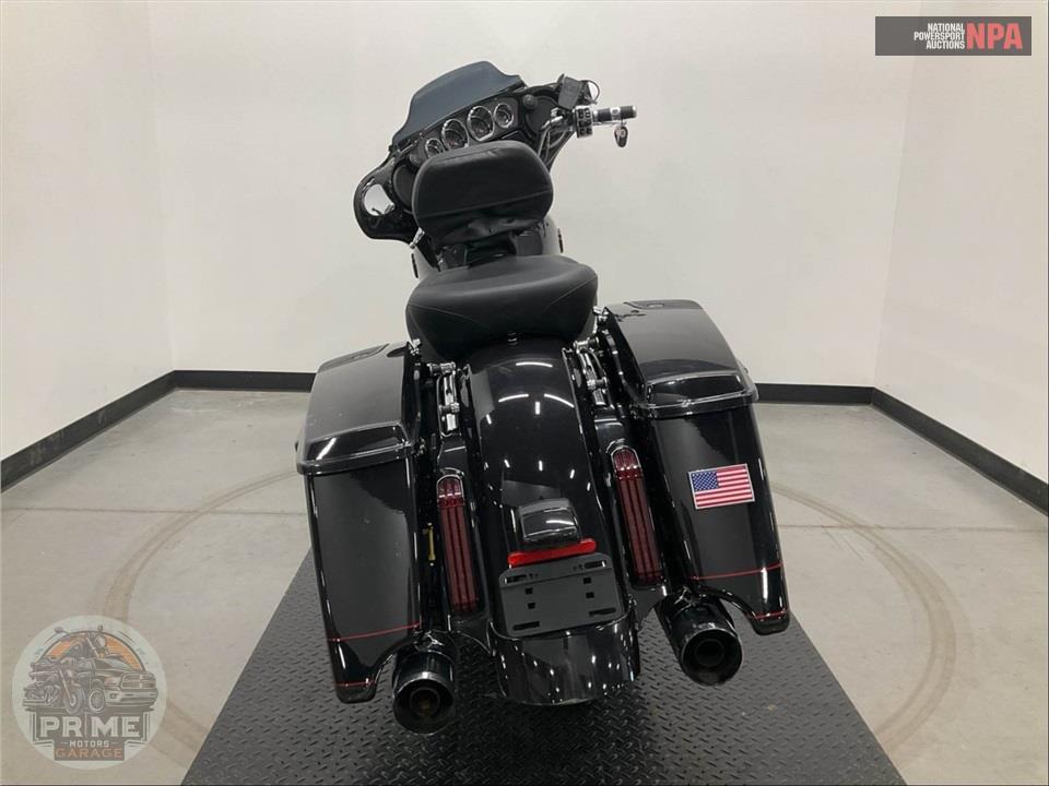 2020 Harley-Davidson FLHXSE CVO STREET GLIDE — фото 4