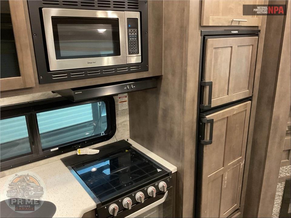 2021 Rockwood By Forest River M-2621WS - ULTRA LITE FIFTH WHEEL SERIES — фото 17
