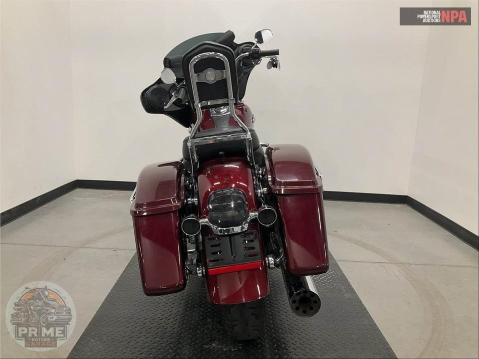 2015 Harley-Davidson FLD-103 DYNA SWITCHBACK — фото 4