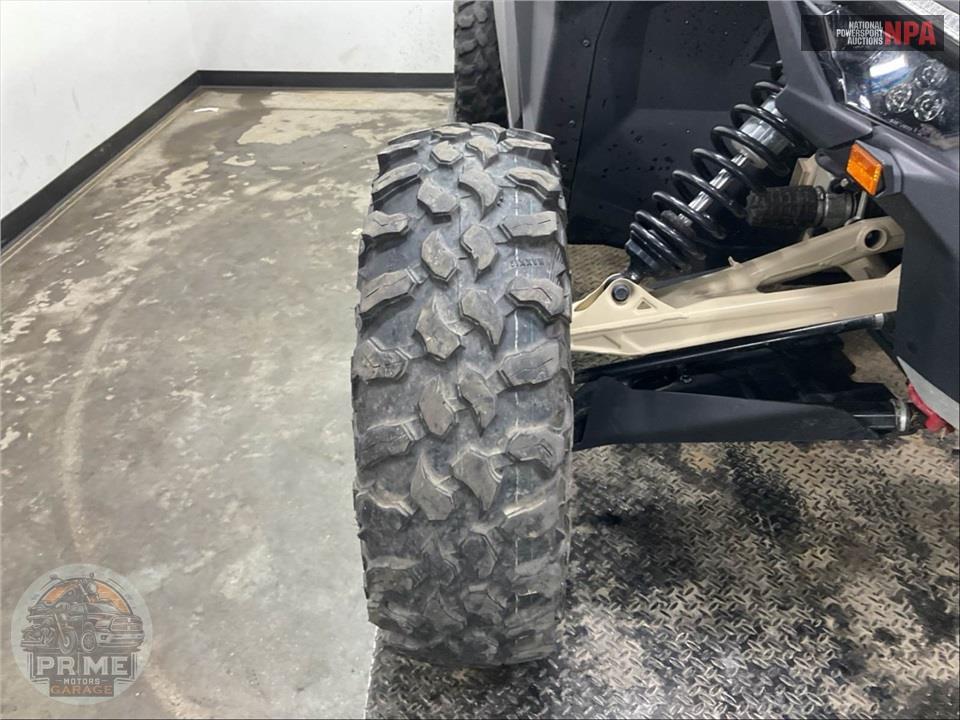 2023 Can-Am MAVERICK X3 X RC  TURBO RR 72 — фото 19