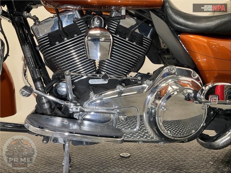 2015 Harley-Davidson FLTRXS ROAD GLIDE SPECIAL — фото 7