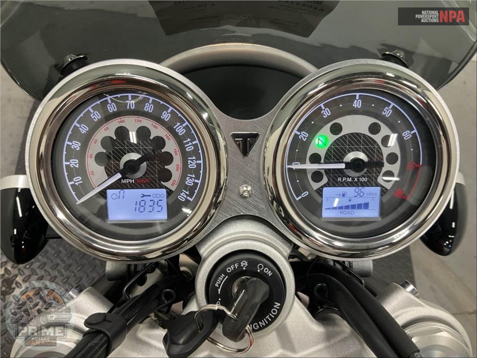 2023 Triumph SPEED TWIN 1200 — фото 5