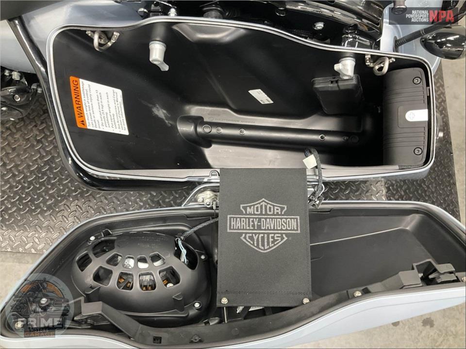2023 Harley-Davidson FLTRXS ROAD GLIDE SPECIAL — фото 17