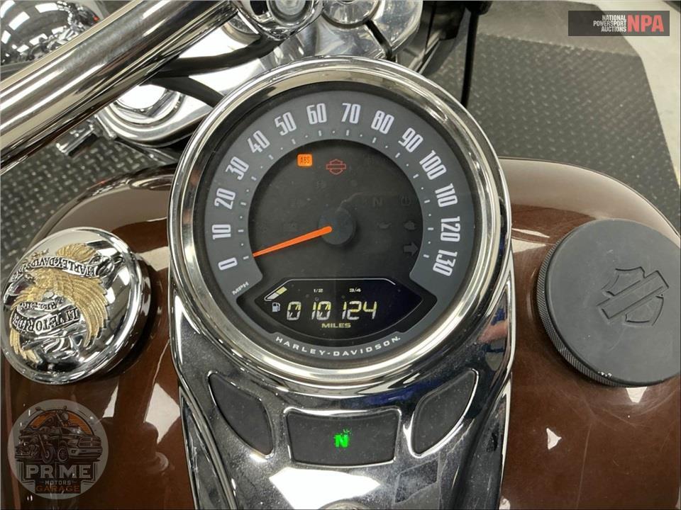 2019 Harley-Davidson FLDE DELUXE — фото 5