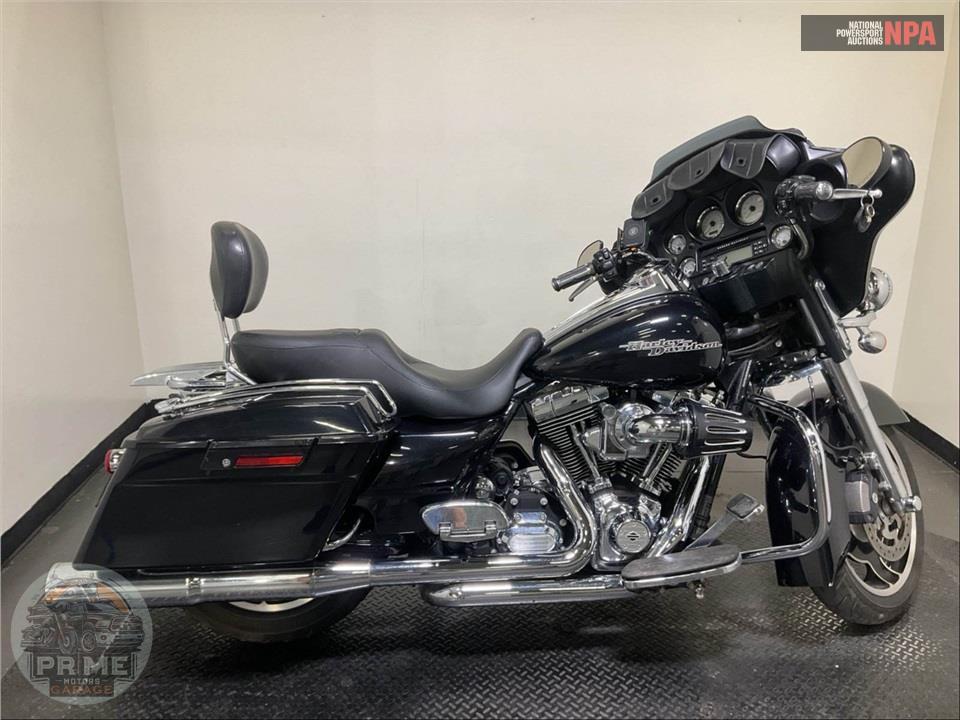 2013 HARLEY-DAVIDSON FLHX STREET GLIDE