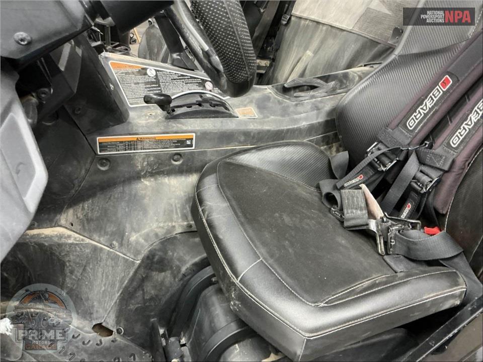 2018 Can-Am COMMANDER 1000R LIMITED — фото 9