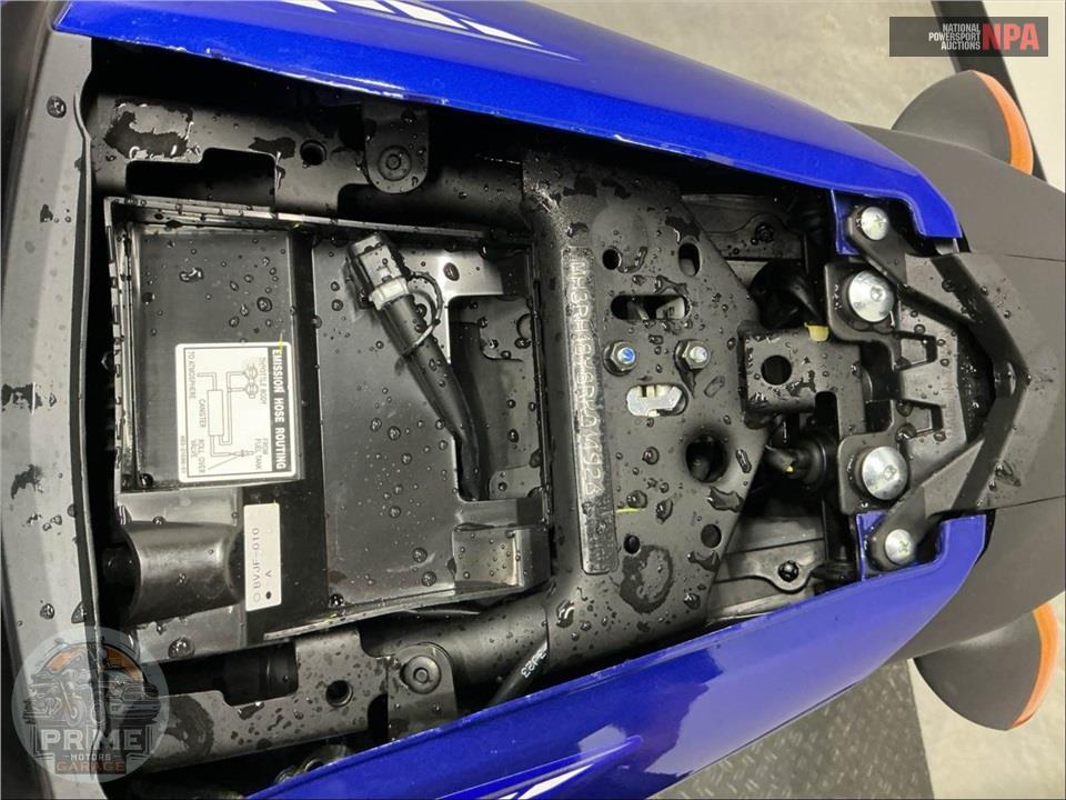 2024 Yamaha YZF-R3 — фото 14