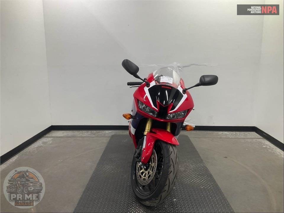 2022 Honda CBR600RR — фото 2