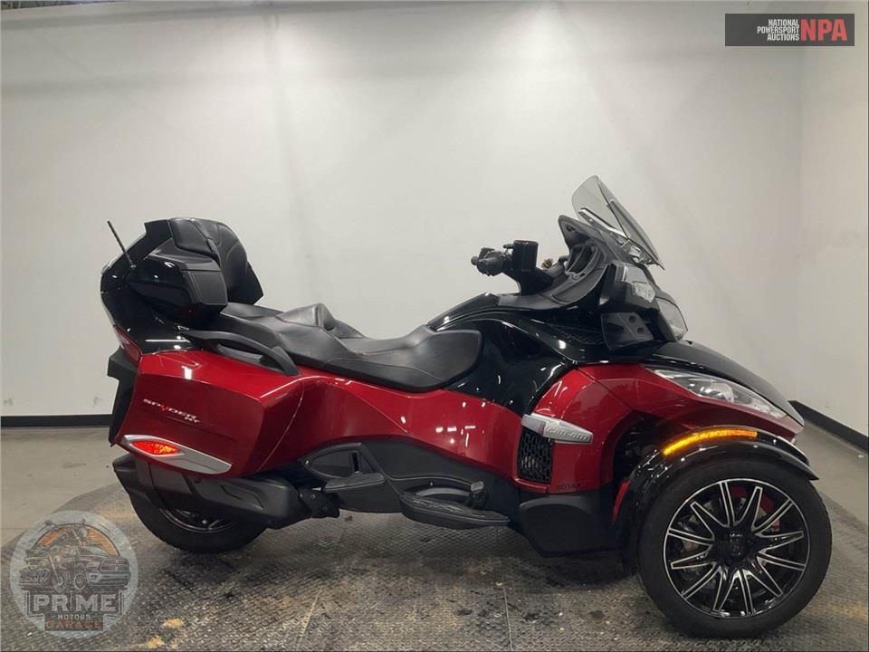 2015 Can-Am SPYDER RT SE6 SPECIAL SERIES — фото 1