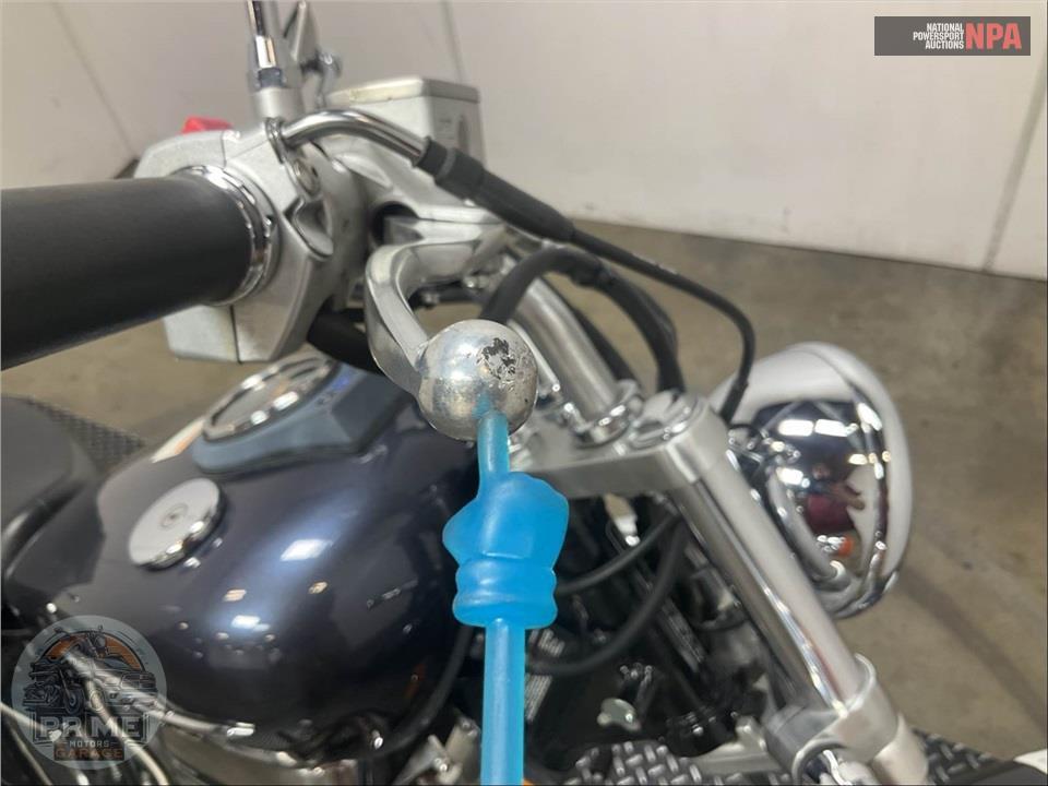 2015 Suzuki LS650L5 BOULEVARD S40 — фото 25