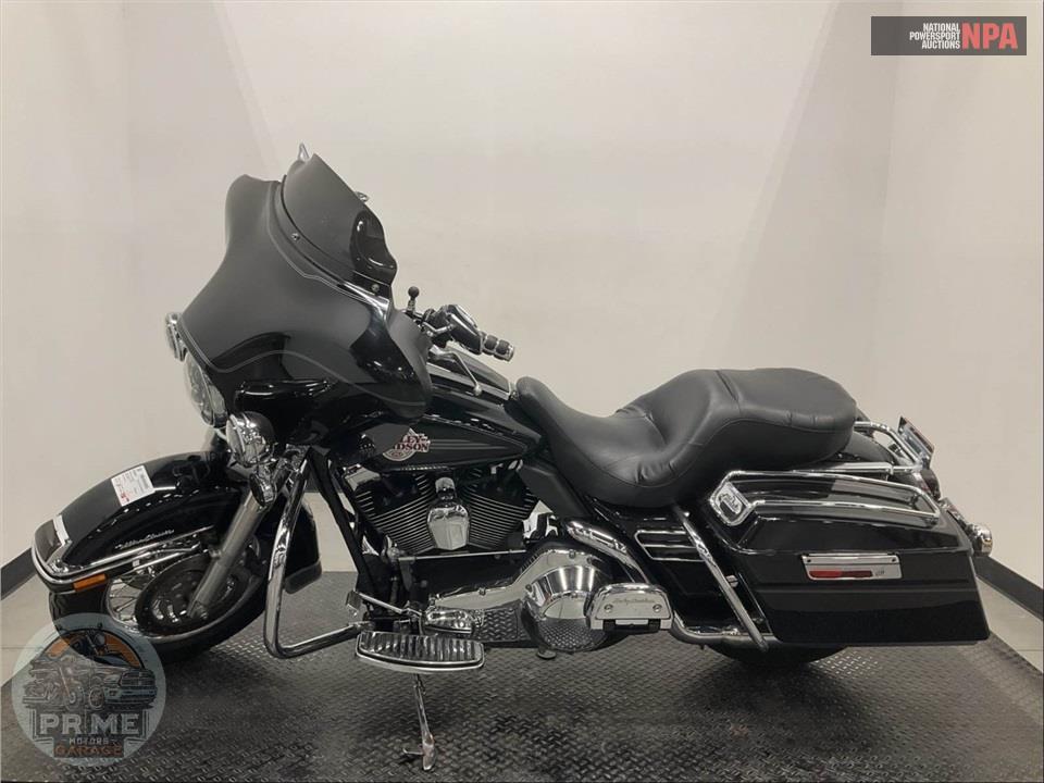 2005 Harley-Davidson FLHTCUI ULTRA CLASSIC ELECTRA GLIDE — фото 3