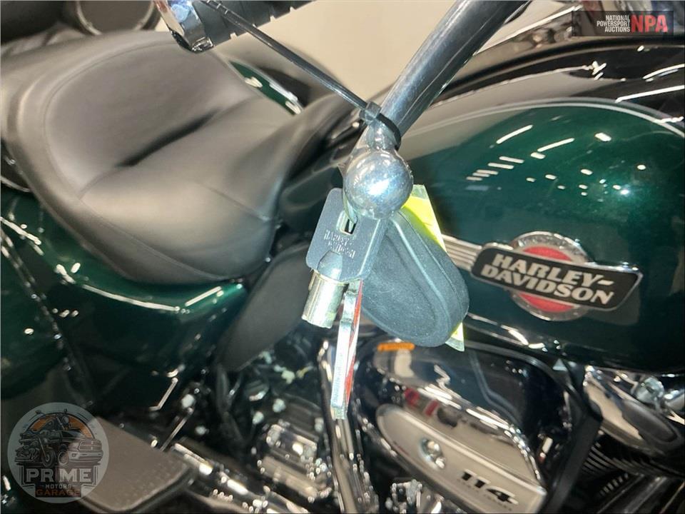 2024 Harley-Davidson FLHTCUTG TRI GLIDE ULTRA CLASSIC — фото 11