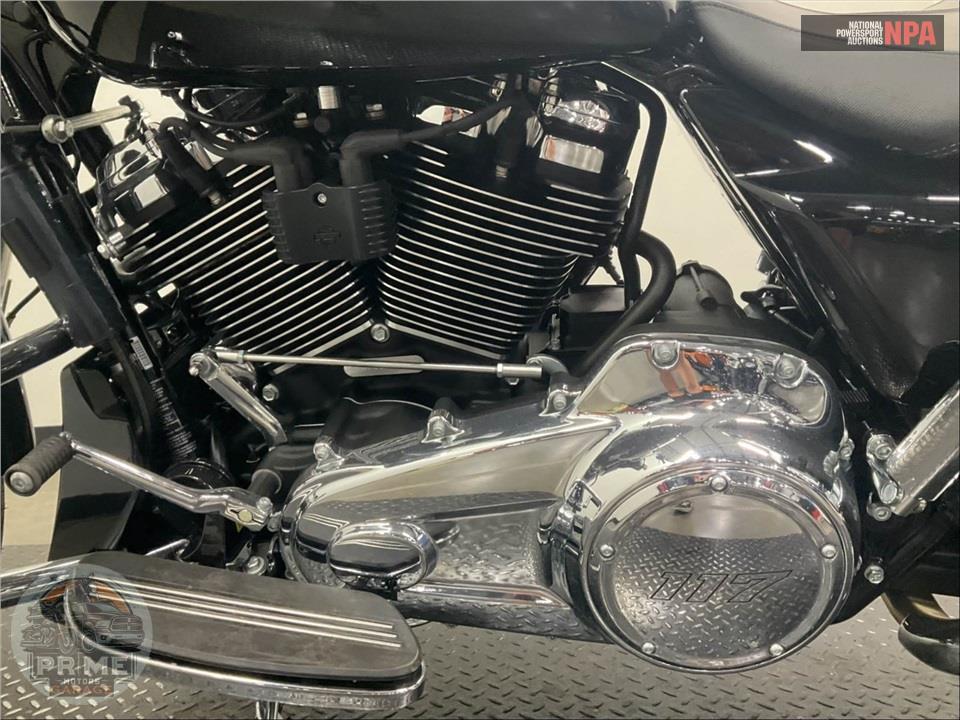 2025 Harley-Davidson FLHX STREET GLIDE — фото 7