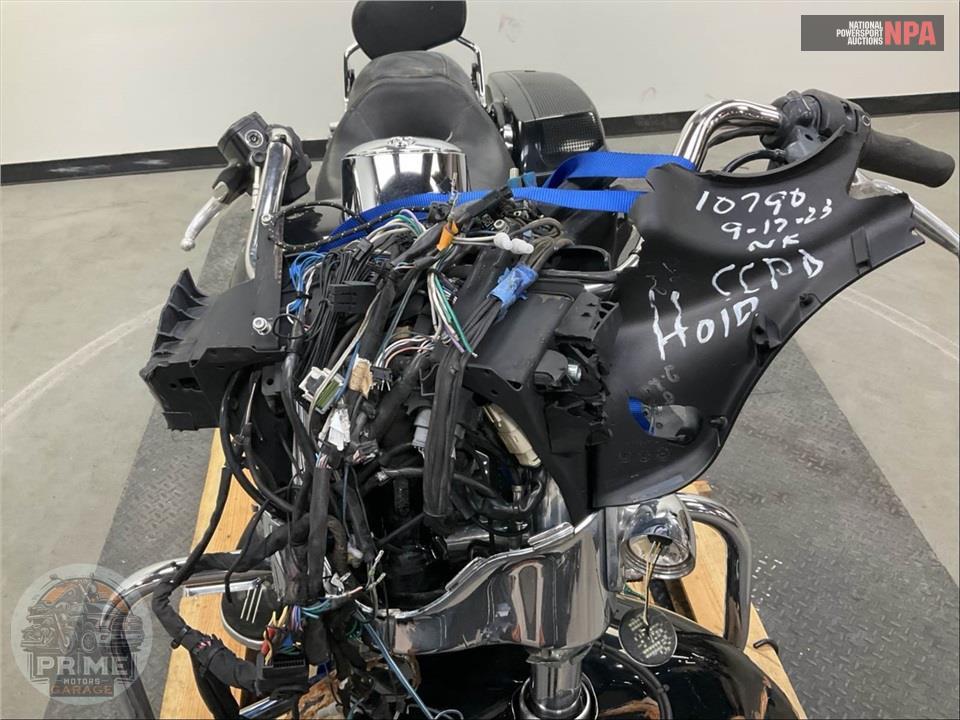 2021 Harley-Davidson FLHX STREET GLIDE — фото 15