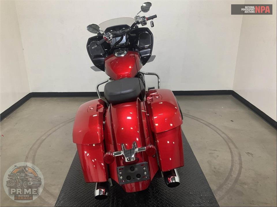 2021 Indian Motorcycle CHALLENGER LIMITED — фото 4