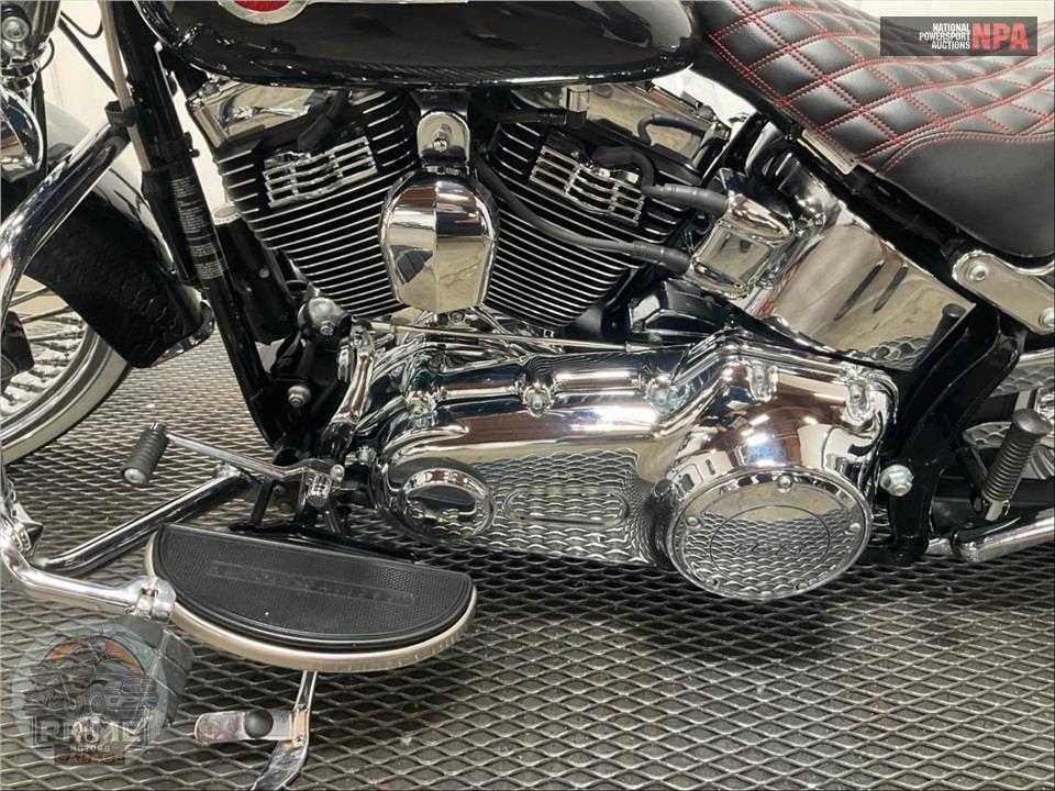 2016 Harley-Davidson FLSTC HERITAGE SOFTAIL CLASSIC — фото 7