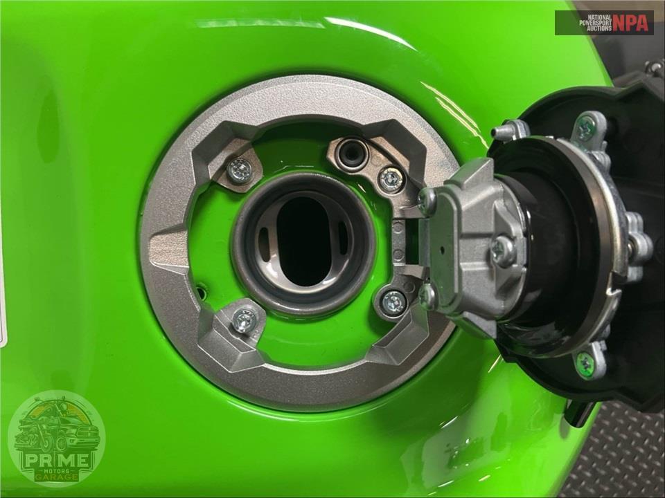 2025 Kawasaki ZX400SSFAL NINJA ZX-4RR (ABS) — фото 12