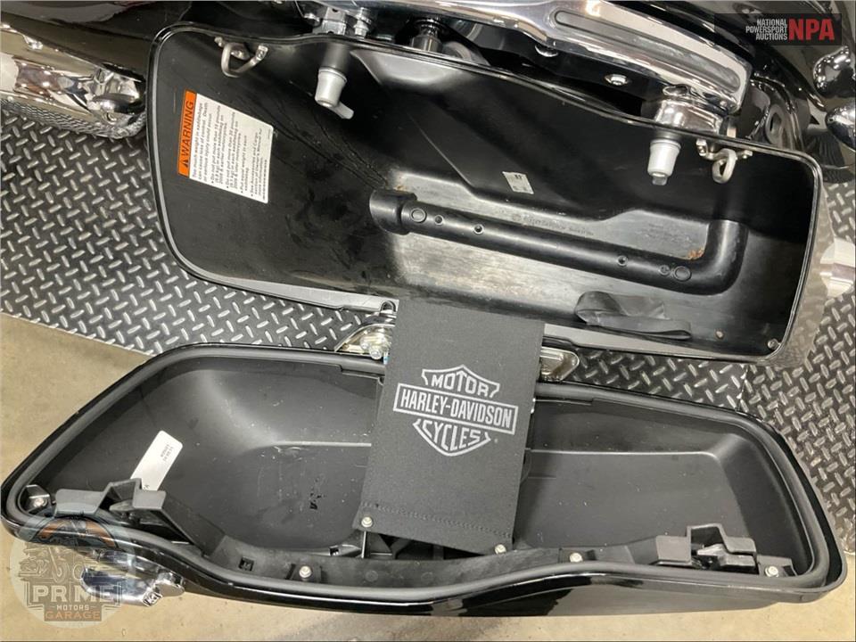 2021 Harley-Davidson FLHX STREET GLIDE — фото 25