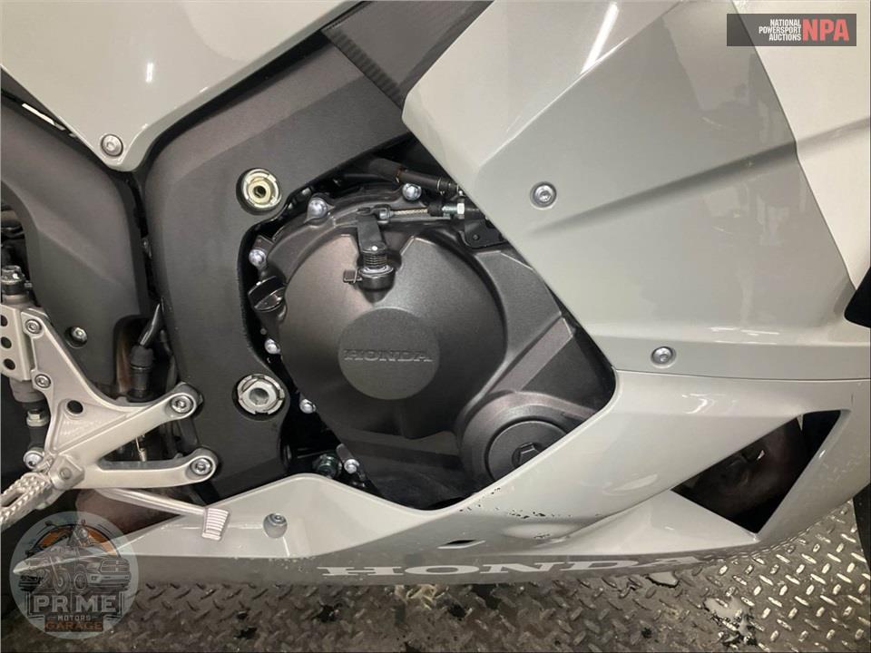 2025 Honda CBR600RR (ABS) — фото 6