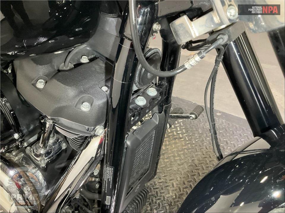 2020 Harley-Davidson FLSB SPORT GLIDE — фото 12