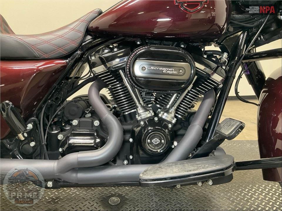2018 Harley-Davidson FLHXS STREET GLIDE SPECIAL — фото 6