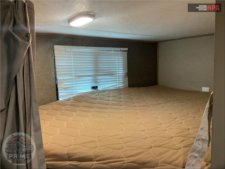 2018 Keystone Rv M-2720 BH - SUMMERLAND SERIES — фото 20